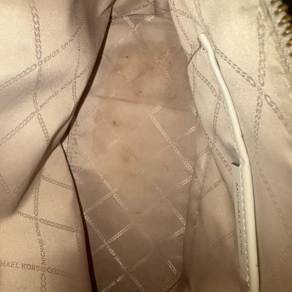 Michael Kors Cream Shoulder Bag - Picture 9 of 11
